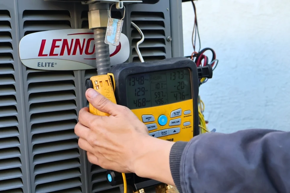 ac-tune-up-refrigerant-check-lennox-unit-royal-aire-northern-california.jpg (1).jpg ac-tune-up-refrigerant-check-lennox-unit-royal-aire-northern-california